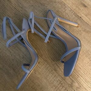 Steve Madden Elastic Stiletto heel - BABY BLUE